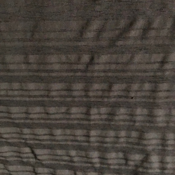 Nike Top - Picture 2 of 2